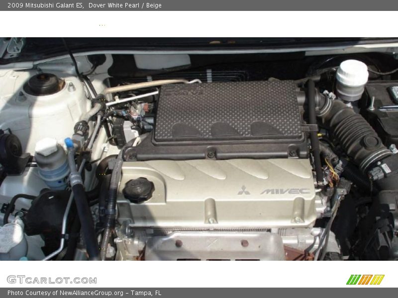 Dover White Pearl / Beige 2009 Mitsubishi Galant ES