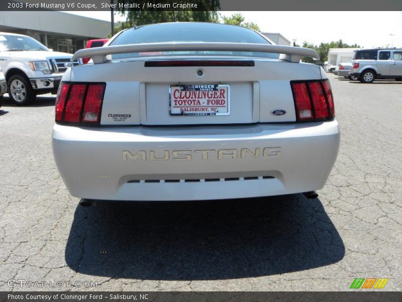 Silver Metallic / Medium Graphite 2003 Ford Mustang V6 Coupe
