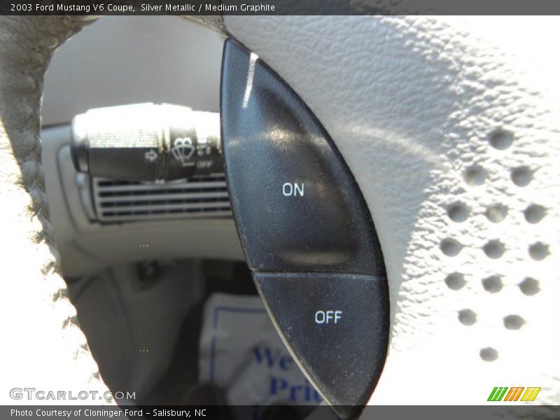 Silver Metallic / Medium Graphite 2003 Ford Mustang V6 Coupe