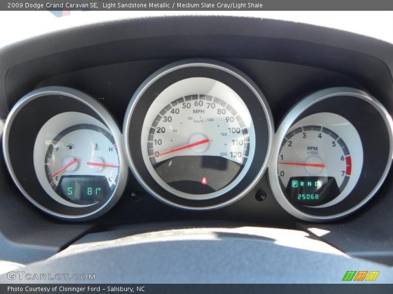 Light Sandstone Metallic / Medium Slate Gray/Light Shale 2009 Dodge Grand Caravan SE