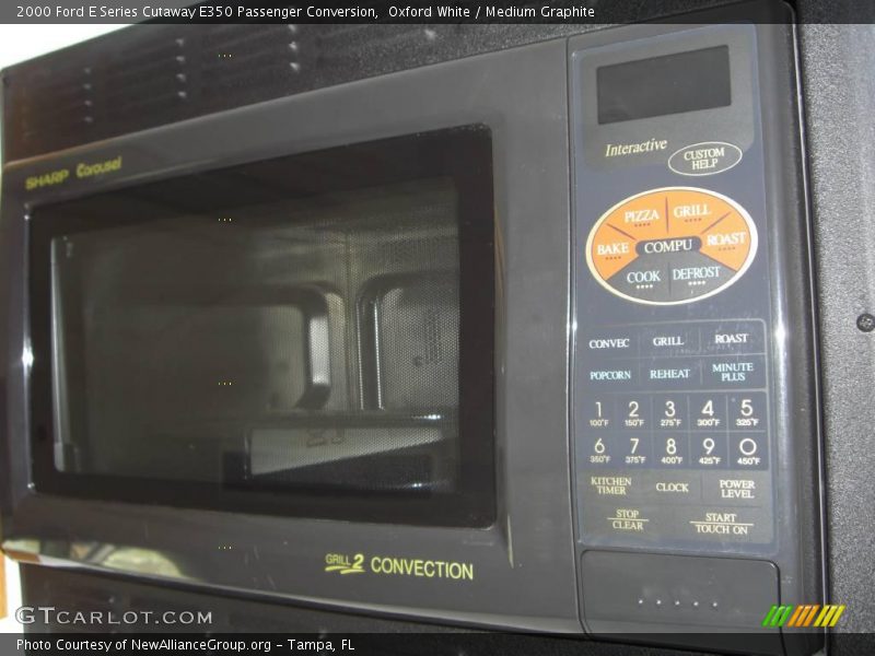 Oxford White / Medium Graphite 2000 Ford E Series Cutaway E350 Passenger Conversion