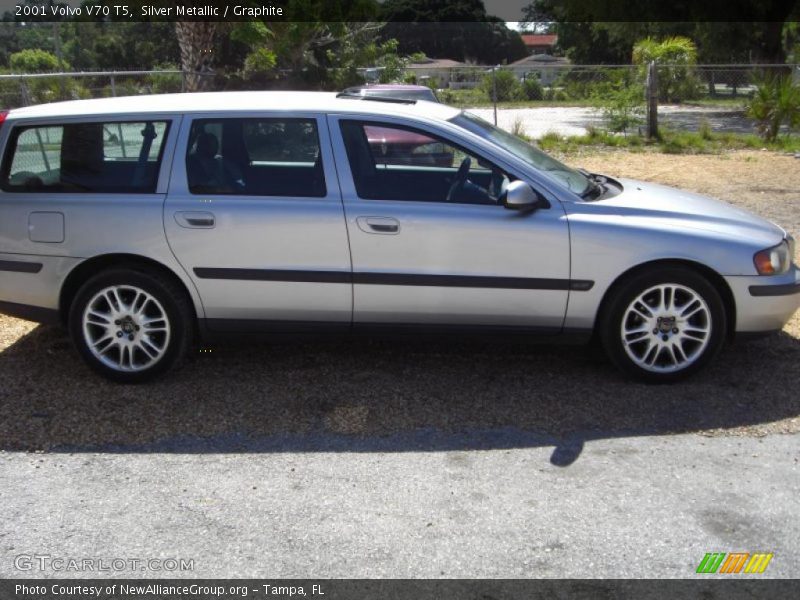 Silver Metallic / Graphite 2001 Volvo V70 T5