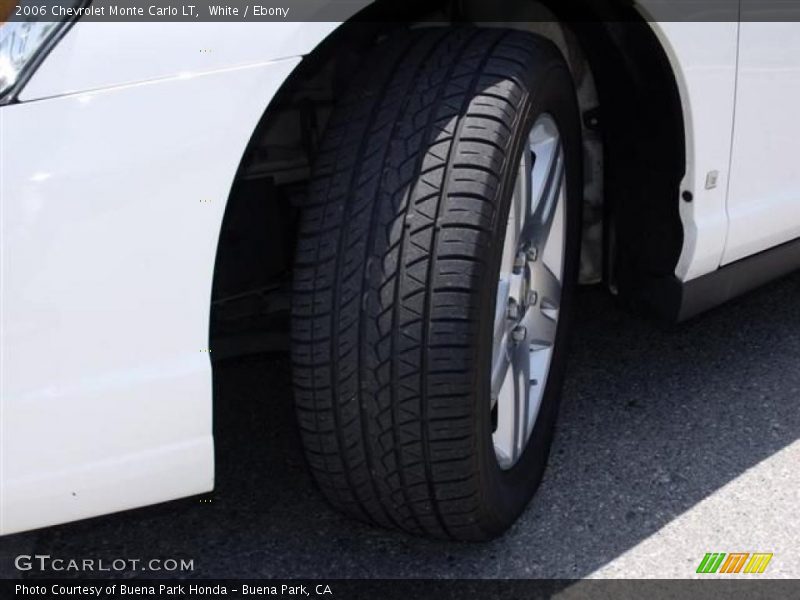 White / Ebony 2006 Chevrolet Monte Carlo LT