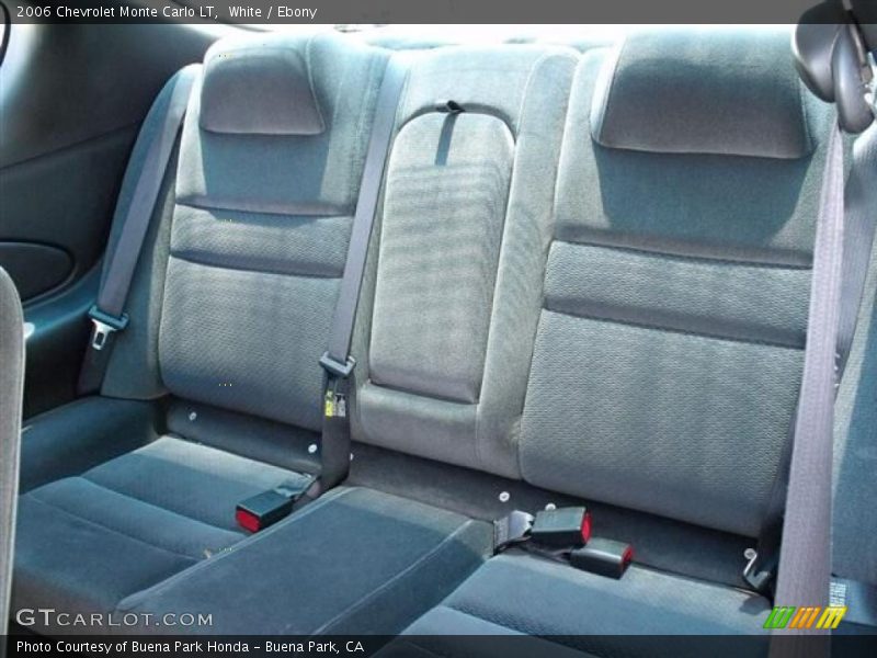 White / Ebony 2006 Chevrolet Monte Carlo LT