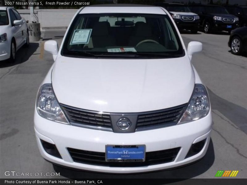 Fresh Powder / Charcoal 2007 Nissan Versa S