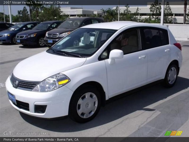 Fresh Powder / Charcoal 2007 Nissan Versa S