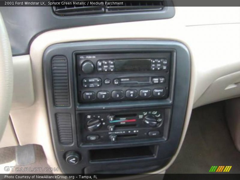 Spruce Green Metallic / Medium Parchment 2001 Ford Windstar LX