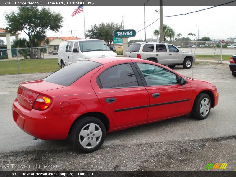 Flame Red / Dark Slate Gray 2003 Dodge Neon SE