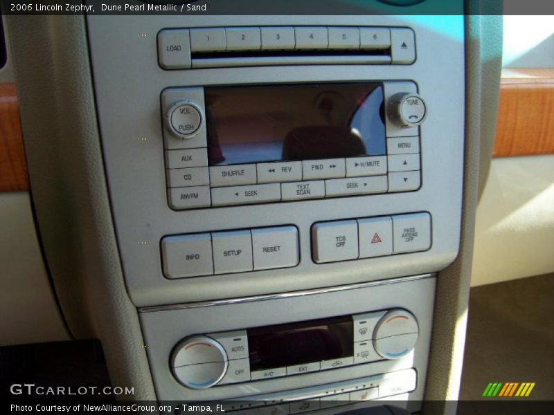 Dune Pearl Metallic / Sand 2006 Lincoln Zephyr