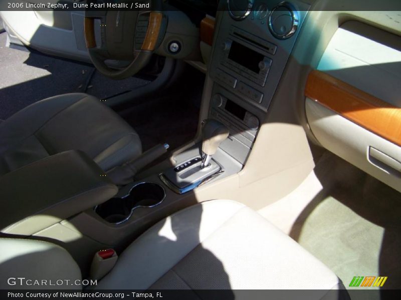 Dune Pearl Metallic / Sand 2006 Lincoln Zephyr