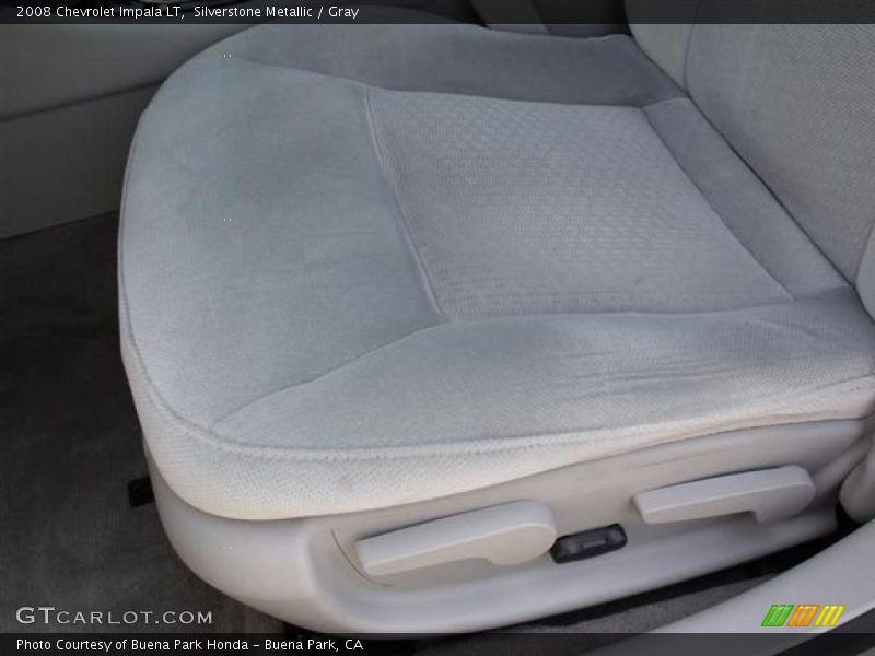 Silverstone Metallic / Gray 2008 Chevrolet Impala LT