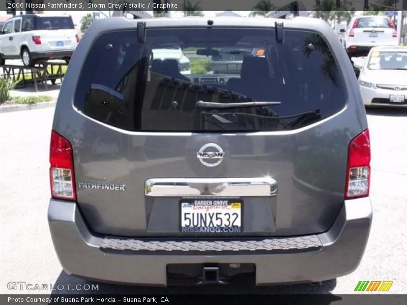 Storm Grey Metallic / Graphite 2006 Nissan Pathfinder S