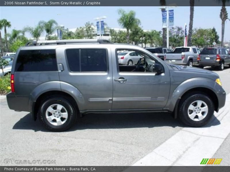Storm Grey Metallic / Graphite 2006 Nissan Pathfinder S