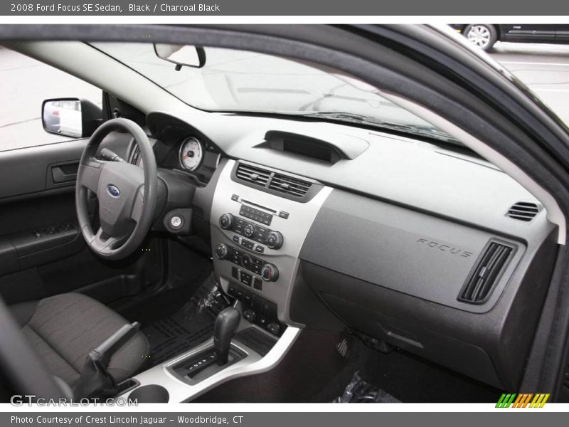 Black / Charcoal Black 2008 Ford Focus SE Sedan