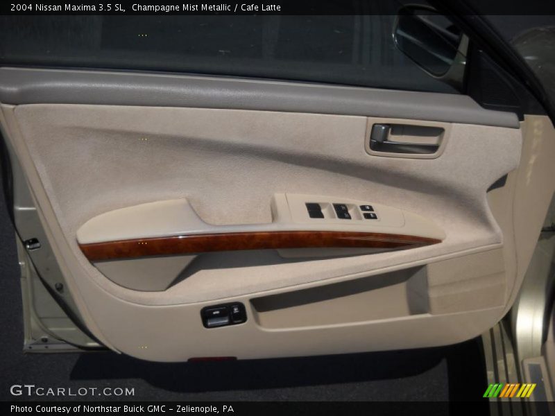 Champagne Mist Metallic / Cafe Latte 2004 Nissan Maxima 3.5 SL