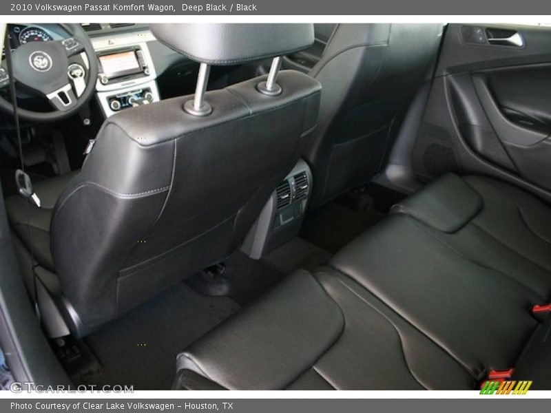 Deep Black / Black 2010 Volkswagen Passat Komfort Wagon