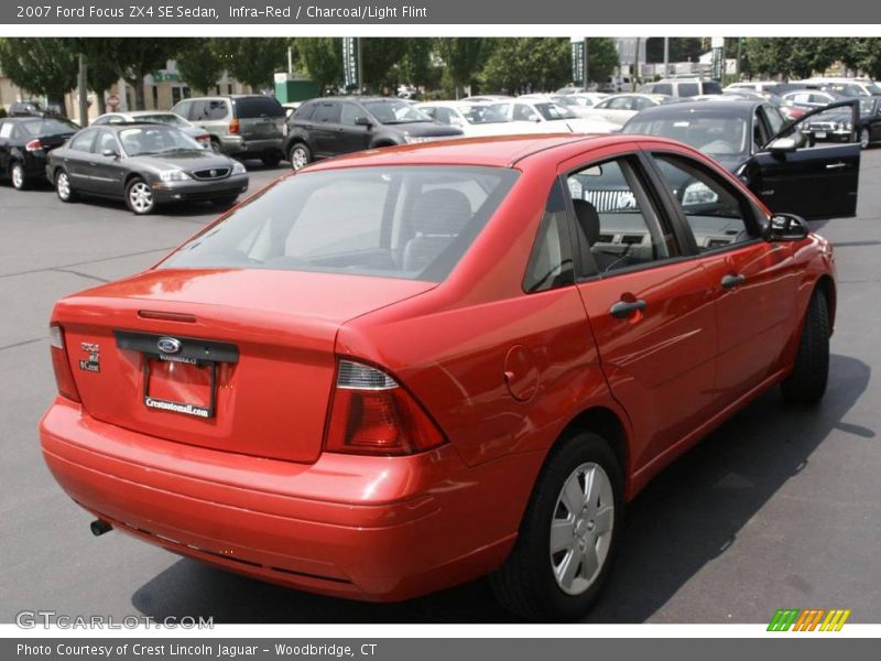 Infra-Red / Charcoal/Light Flint 2007 Ford Focus ZX4 SE Sedan