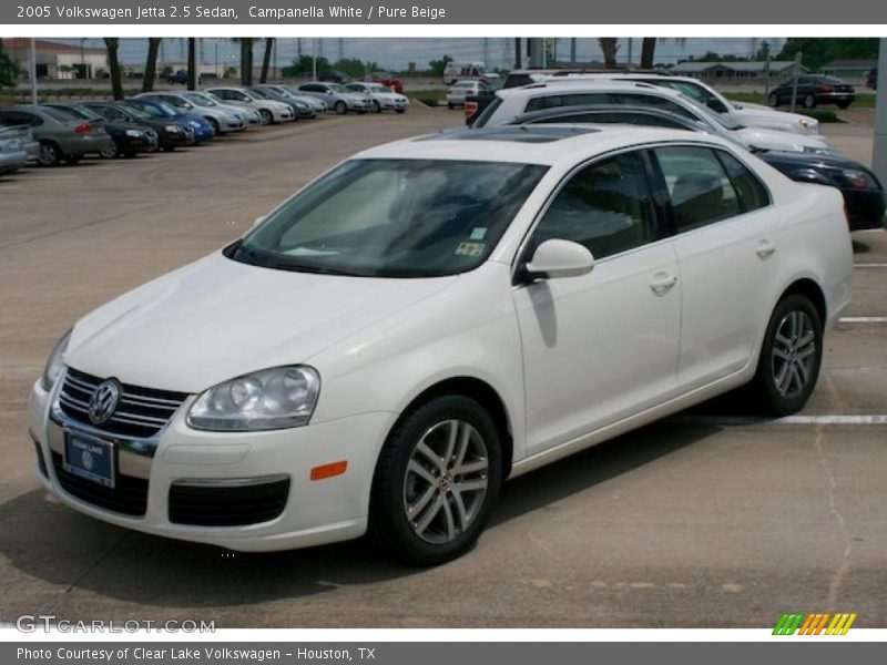Campanella White / Pure Beige 2005 Volkswagen Jetta 2.5 Sedan