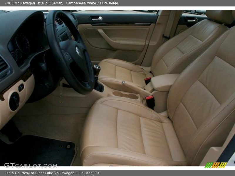 Campanella White / Pure Beige 2005 Volkswagen Jetta 2.5 Sedan