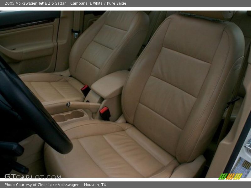 Campanella White / Pure Beige 2005 Volkswagen Jetta 2.5 Sedan