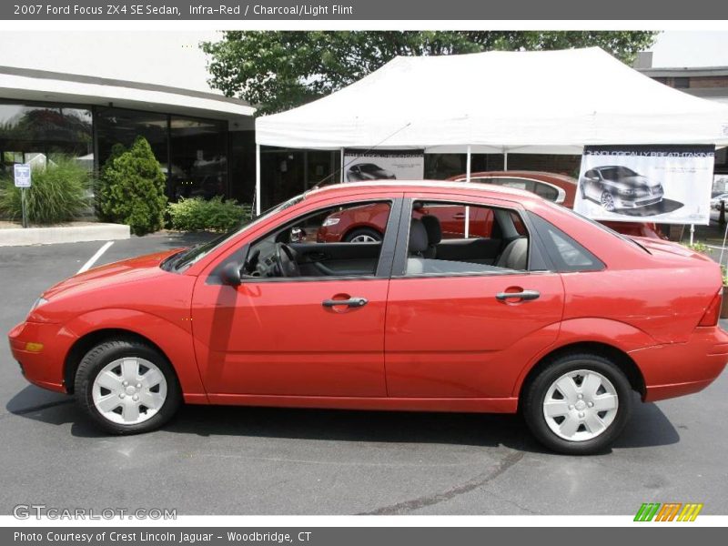Infra-Red / Charcoal/Light Flint 2007 Ford Focus ZX4 SE Sedan