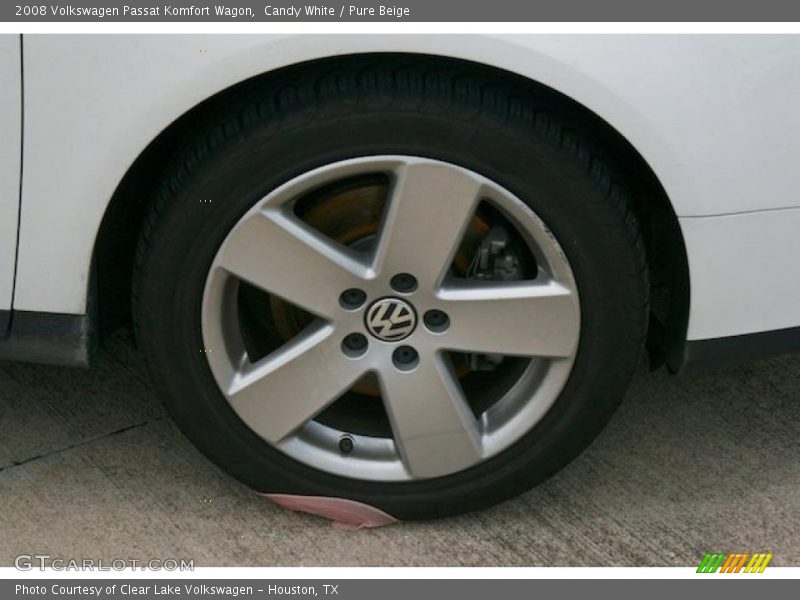 Candy White / Pure Beige 2008 Volkswagen Passat Komfort Wagon