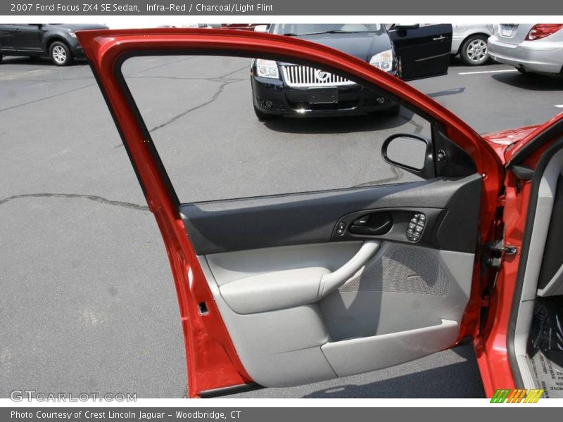 Infra-Red / Charcoal/Light Flint 2007 Ford Focus ZX4 SE Sedan