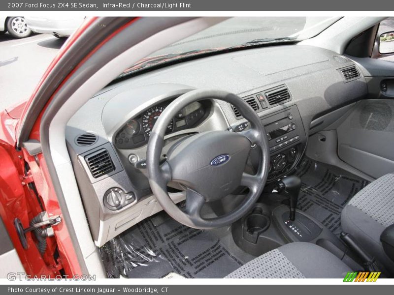 Infra-Red / Charcoal/Light Flint 2007 Ford Focus ZX4 SE Sedan