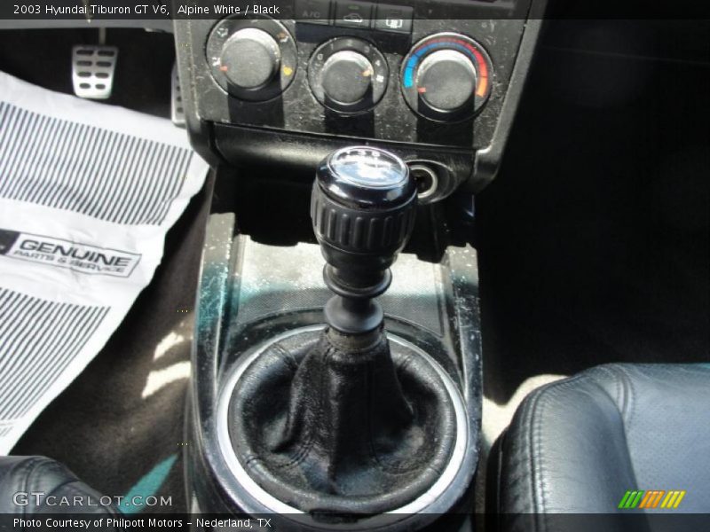 Alpine White / Black 2003 Hyundai Tiburon GT V6