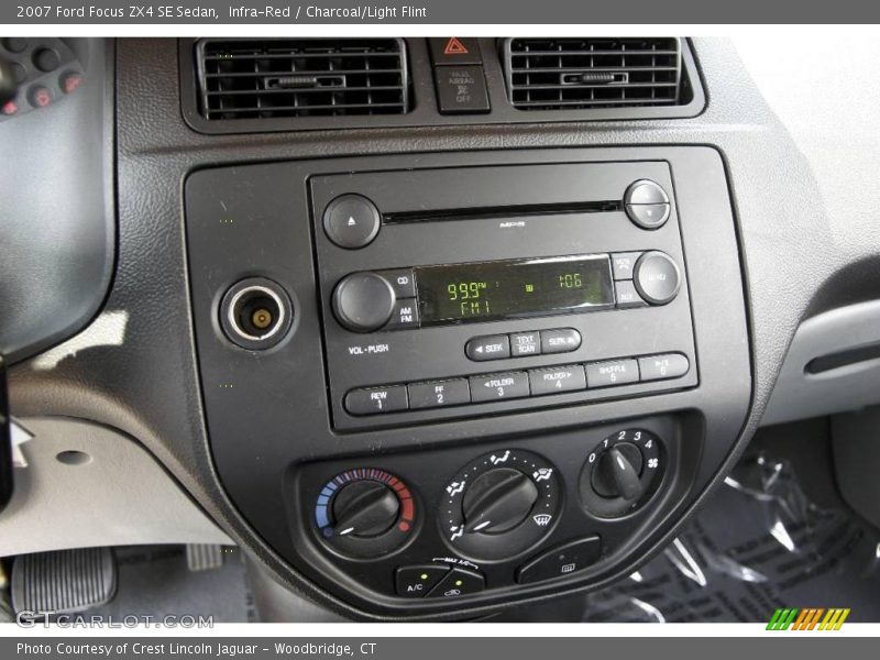 Infra-Red / Charcoal/Light Flint 2007 Ford Focus ZX4 SE Sedan
