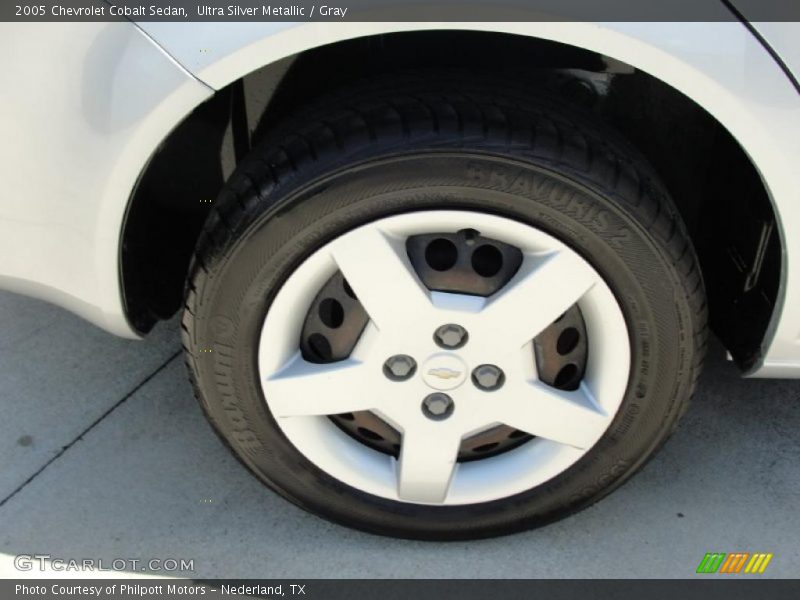 Ultra Silver Metallic / Gray 2005 Chevrolet Cobalt Sedan