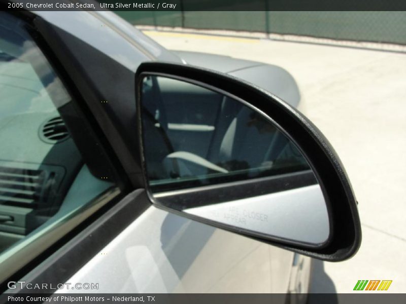Ultra Silver Metallic / Gray 2005 Chevrolet Cobalt Sedan
