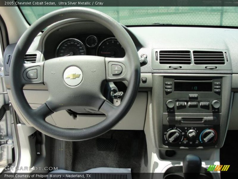 Ultra Silver Metallic / Gray 2005 Chevrolet Cobalt Sedan