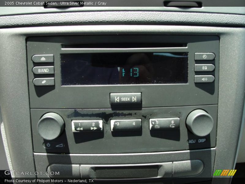 Ultra Silver Metallic / Gray 2005 Chevrolet Cobalt Sedan