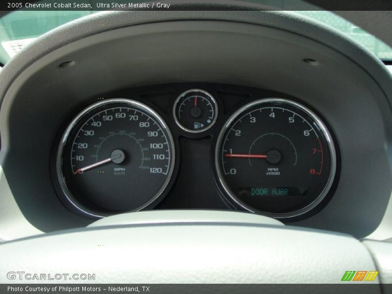 Ultra Silver Metallic / Gray 2005 Chevrolet Cobalt Sedan