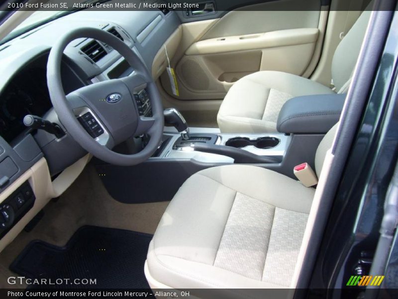 Atlantis Green Metallic / Medium Light Stone 2010 Ford Fusion SE