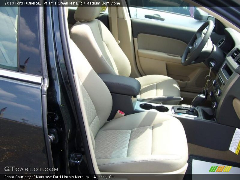 Atlantis Green Metallic / Medium Light Stone 2010 Ford Fusion SE
