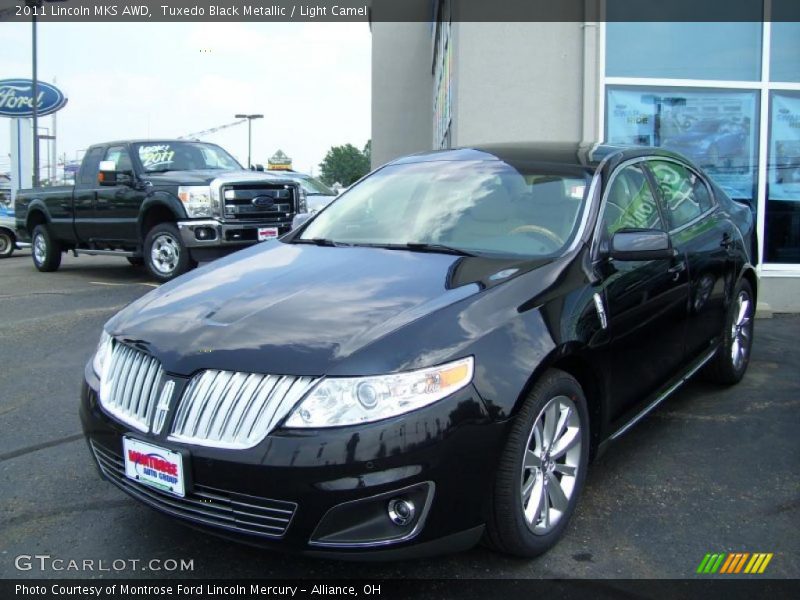 Tuxedo Black Metallic / Light Camel 2011 Lincoln MKS AWD