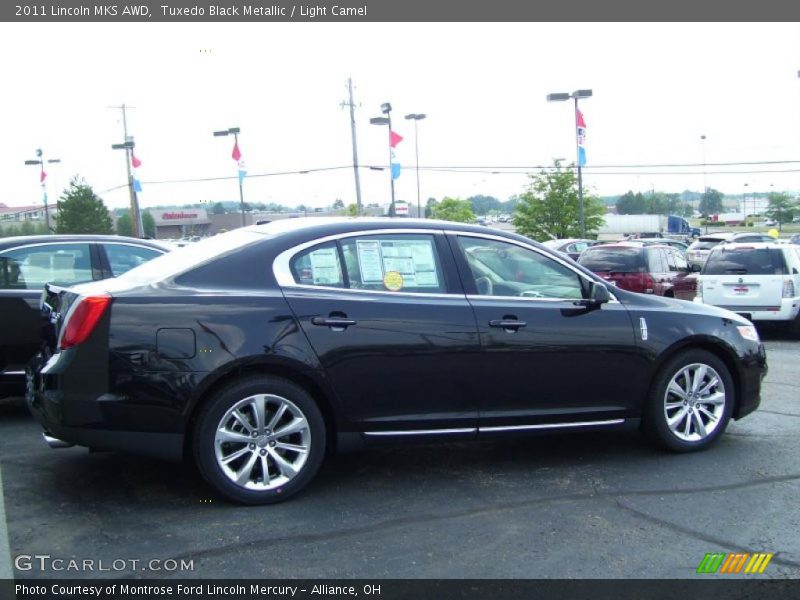 Tuxedo Black Metallic / Light Camel 2011 Lincoln MKS AWD