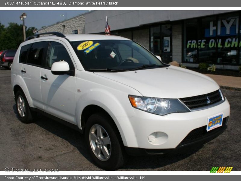 Diamond White Pearl / Black 2007 Mitsubishi Outlander LS 4WD