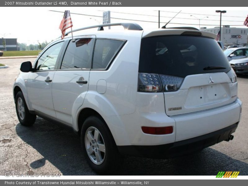 Diamond White Pearl / Black 2007 Mitsubishi Outlander LS 4WD