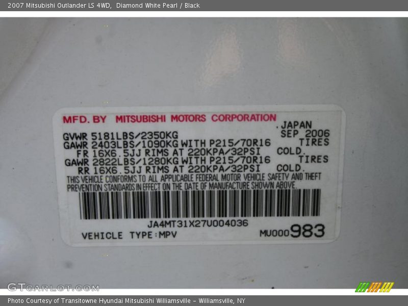 Diamond White Pearl / Black 2007 Mitsubishi Outlander LS 4WD