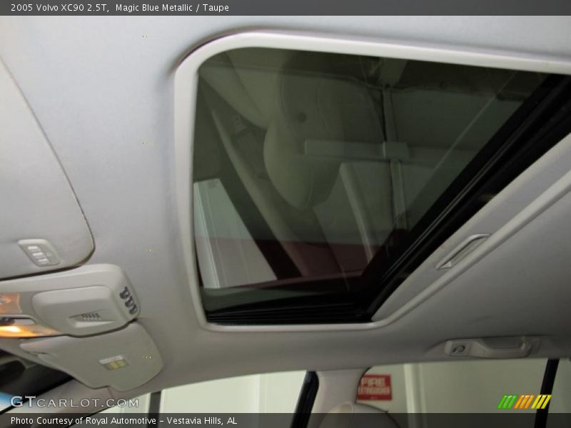 Magic Blue Metallic / Taupe 2005 Volvo XC90 2.5T