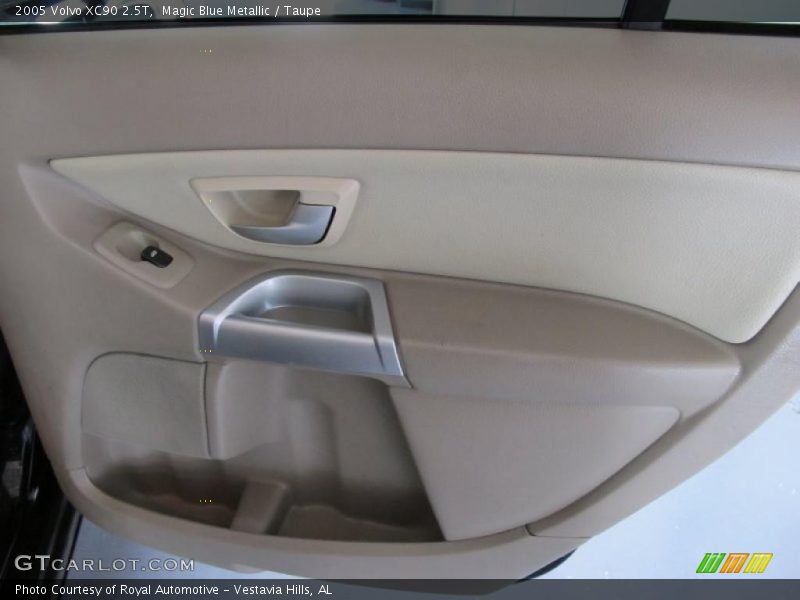 Magic Blue Metallic / Taupe 2005 Volvo XC90 2.5T
