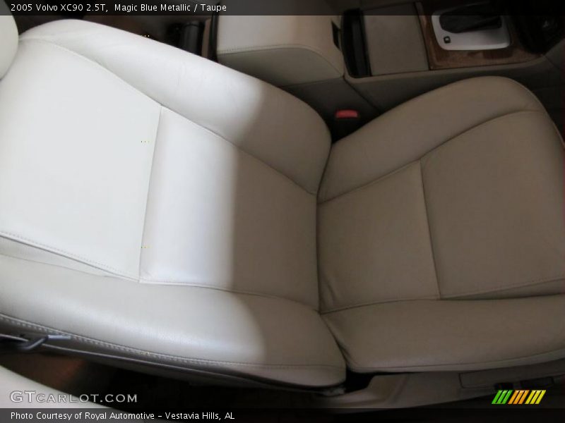 Magic Blue Metallic / Taupe 2005 Volvo XC90 2.5T
