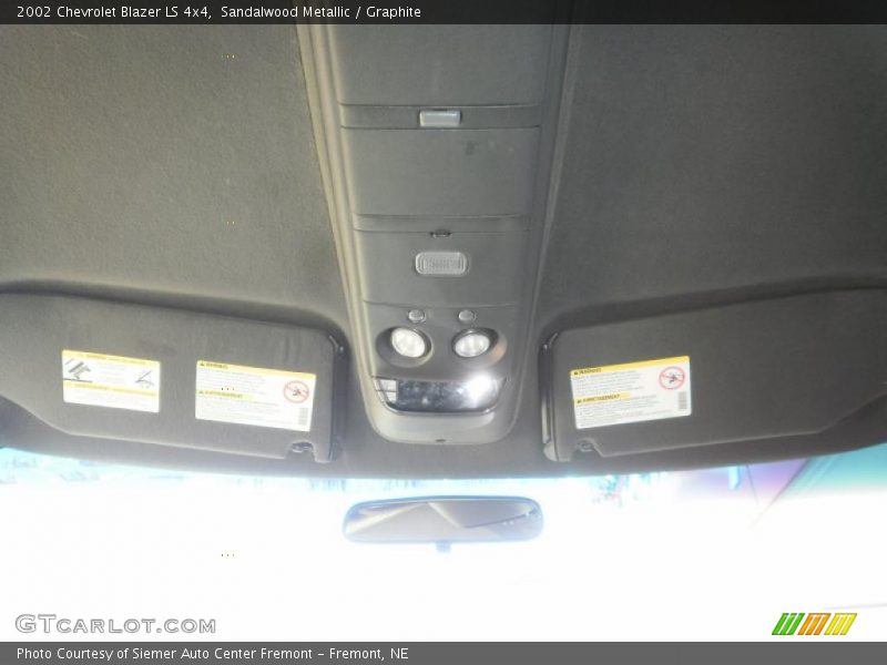 Sandalwood Metallic / Graphite 2002 Chevrolet Blazer LS 4x4