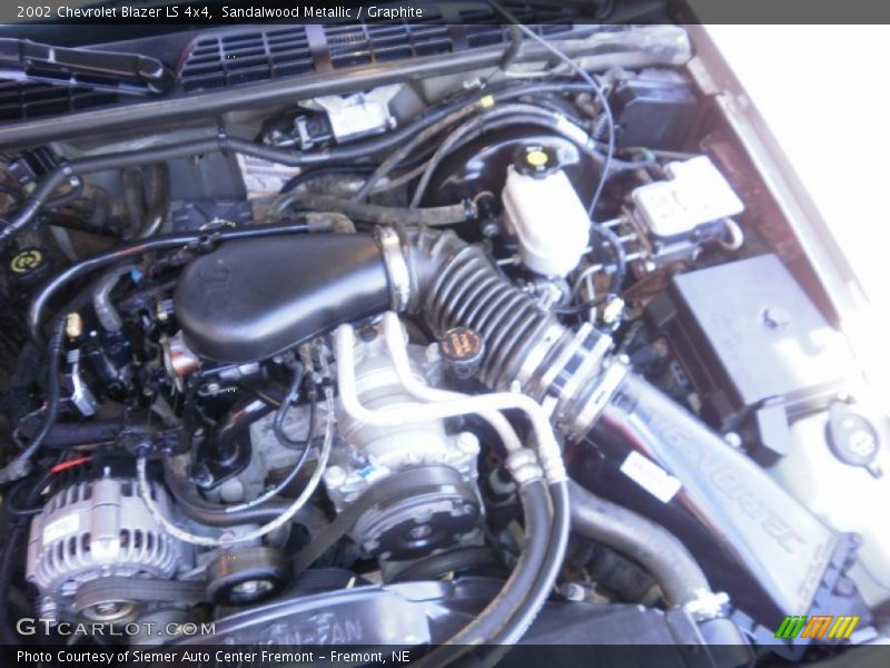 Sandalwood Metallic / Graphite 2002 Chevrolet Blazer LS 4x4