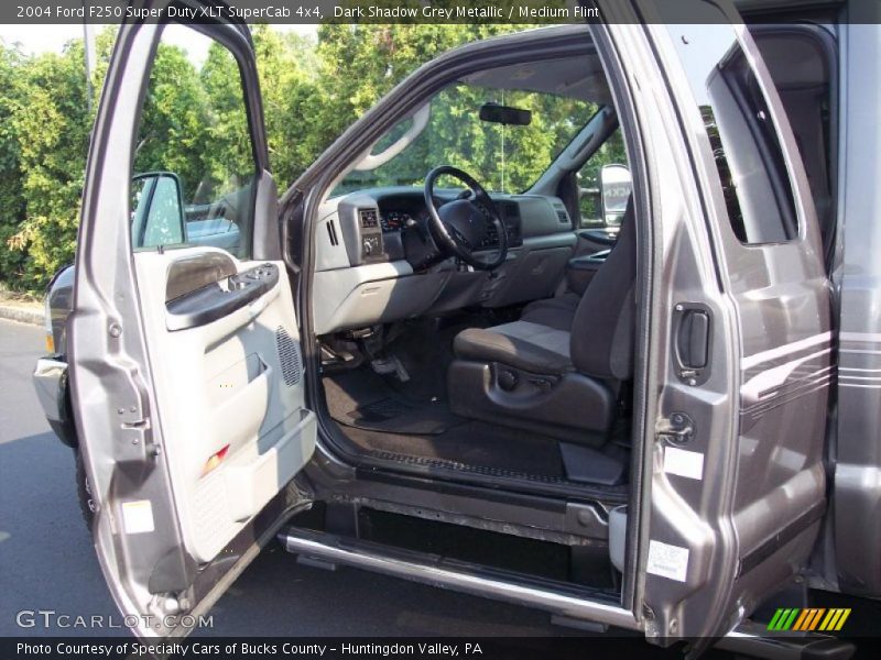 Dark Shadow Grey Metallic / Medium Flint 2004 Ford F250 Super Duty XLT SuperCab 4x4