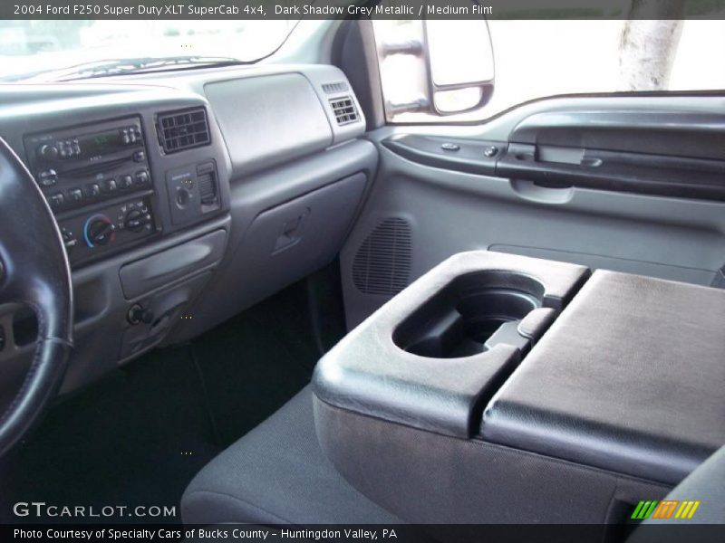 Dark Shadow Grey Metallic / Medium Flint 2004 Ford F250 Super Duty XLT SuperCab 4x4