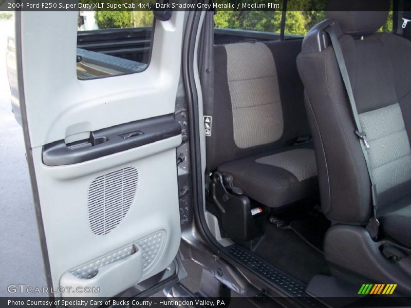 Dark Shadow Grey Metallic / Medium Flint 2004 Ford F250 Super Duty XLT SuperCab 4x4